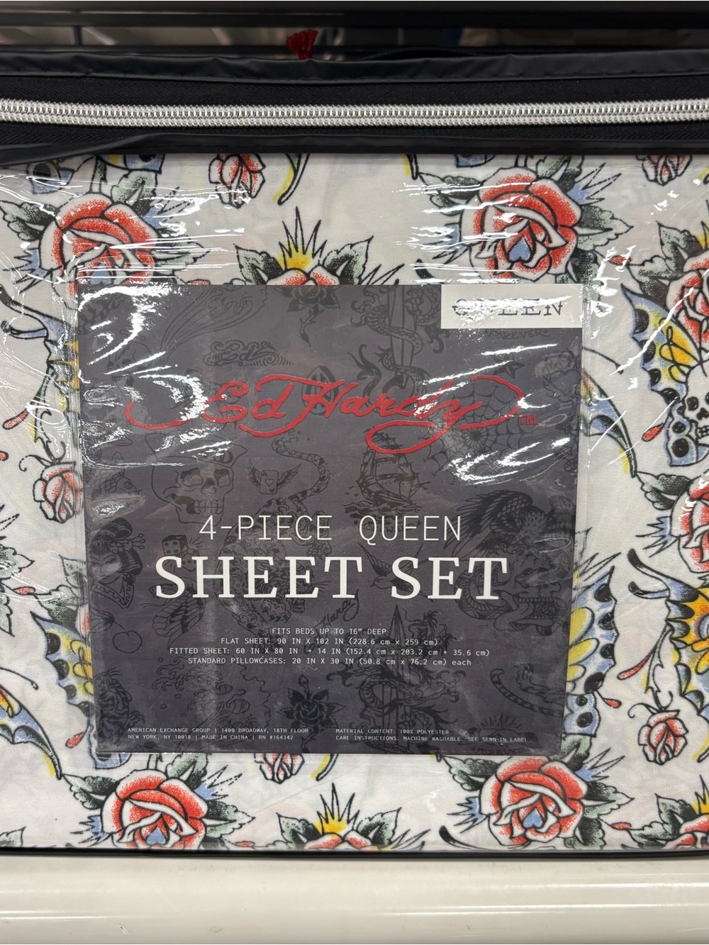 Ed Hardy 4-Piece Queen Bedding Set with Skulls and Roses - Picture 4 of 4